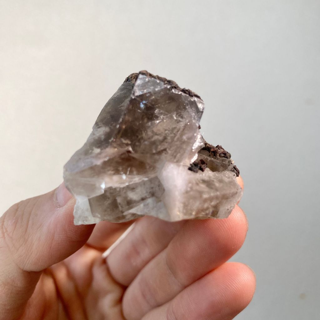 雪莉｜英國日光螢石 精品礦標 23B03STSD (3)