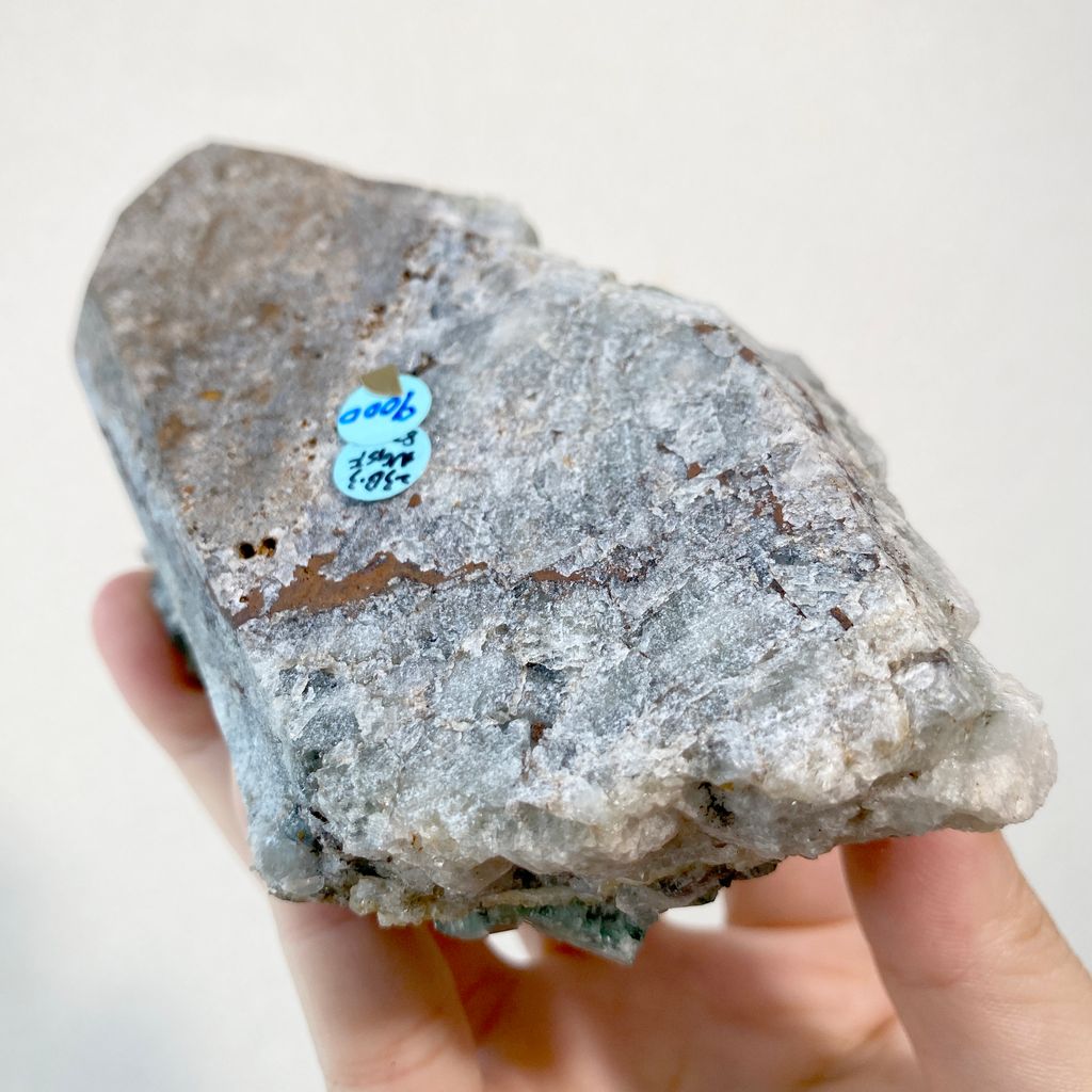 頑皮侏儒英國日光螢石 精品礦標 23B03NGSF (8)