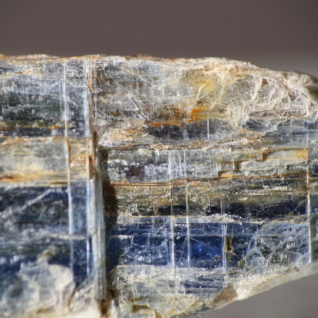 22C57001B 15 1400 (6)