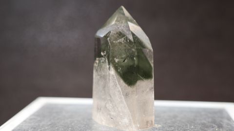 22G89 48 1050 (2)