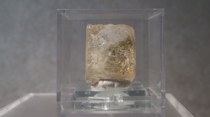22L03003E 52.4 5000 (1)