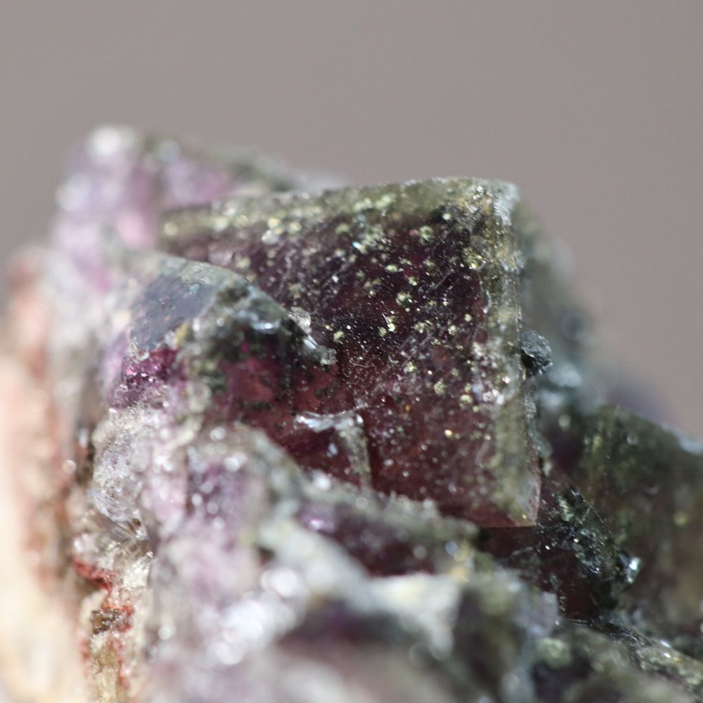 24J03B10 (5)
