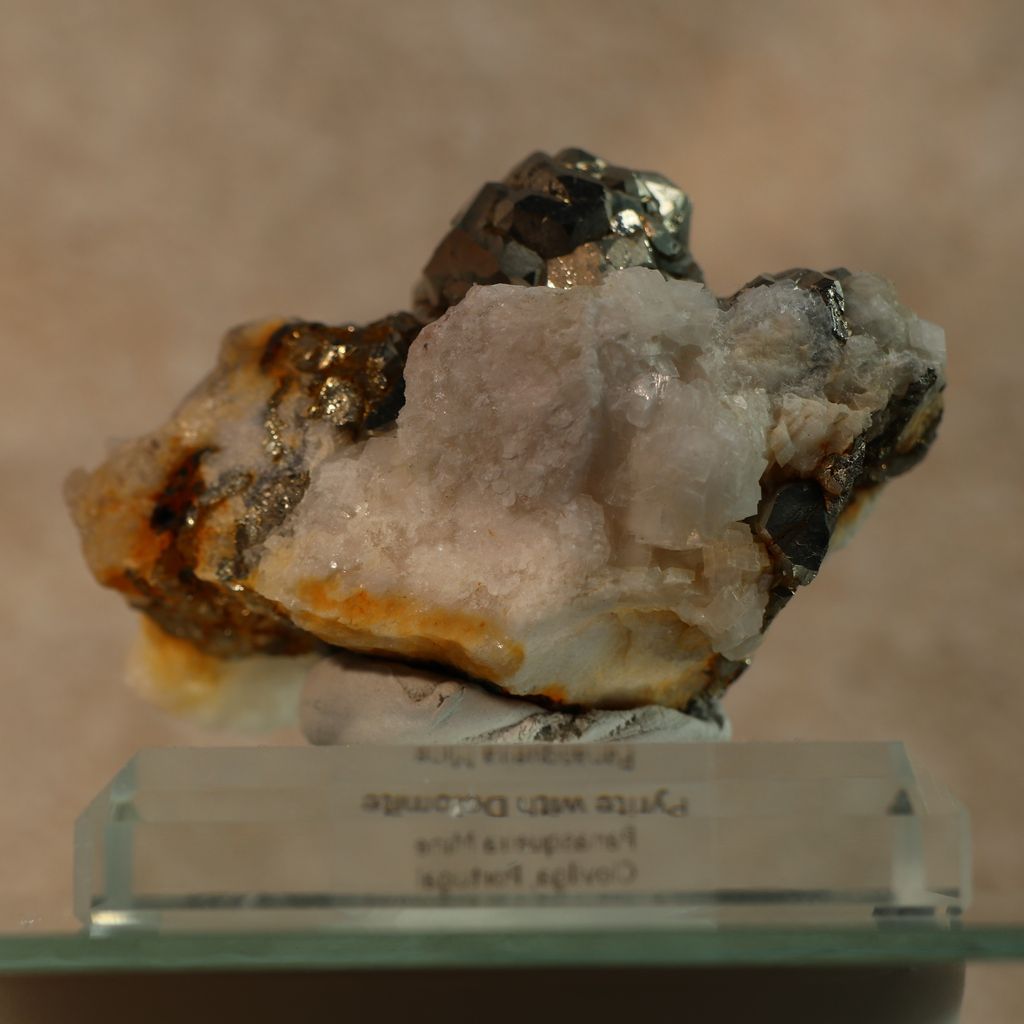 24J06A (9)