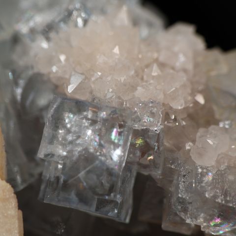 23J03B1 (8)
