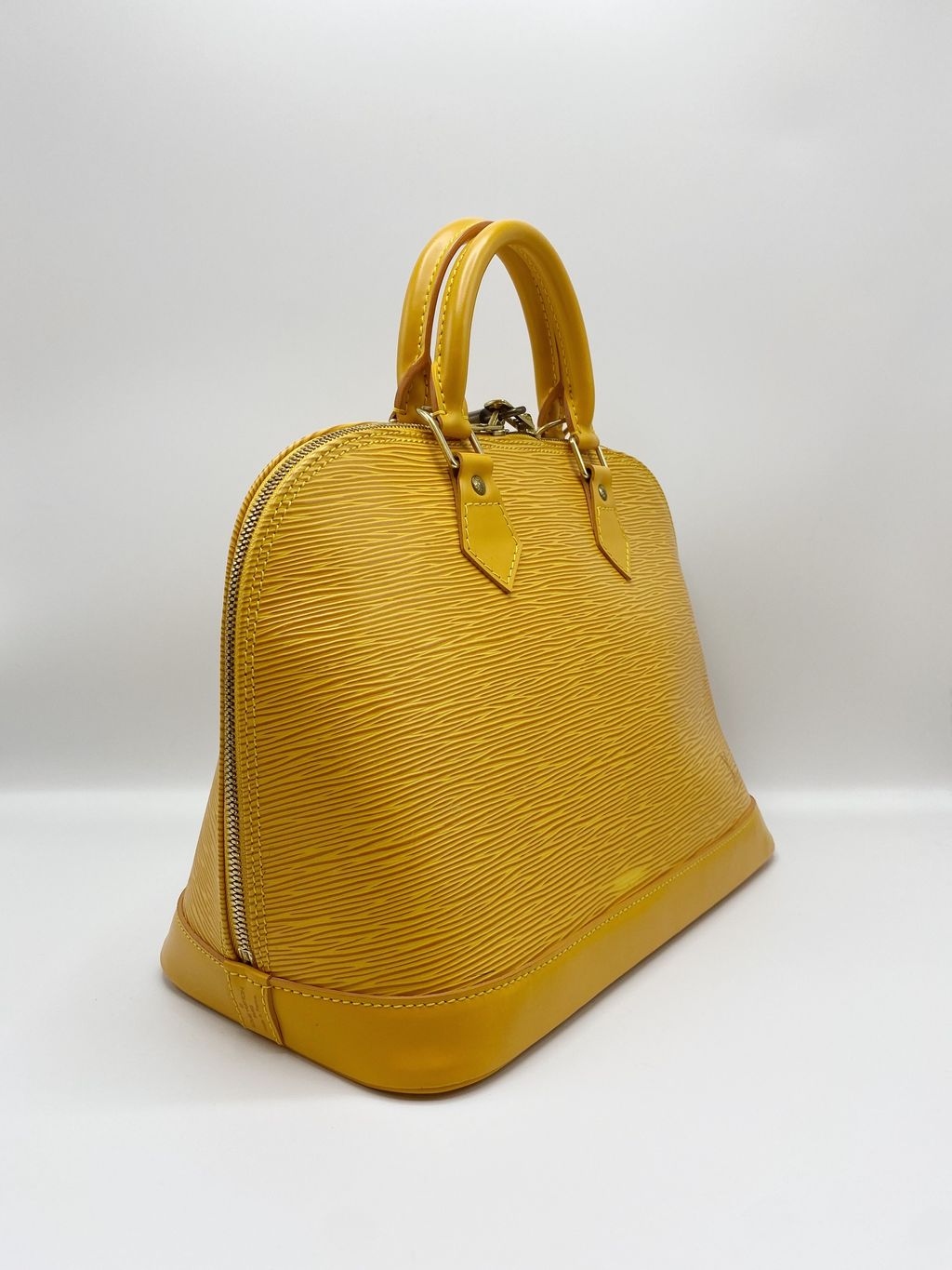 Louis Vuitton LV Alma Epi leather x YK new Yellow ref.748802 - Joli Closet