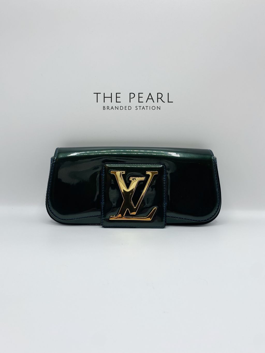 Louis Vuitton Blue Nuit Vernis Sobe Clutch – The Pearl Branded Station