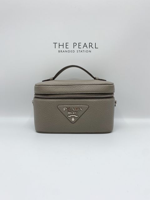 Prada – The Pearl Branded Station