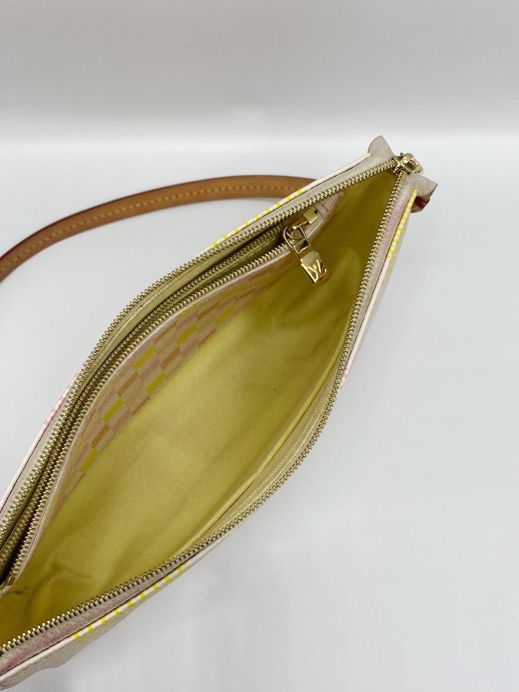 image_F25DB1DE-EEF9-42DE-AFB5-314179E1B7EA_1761634098