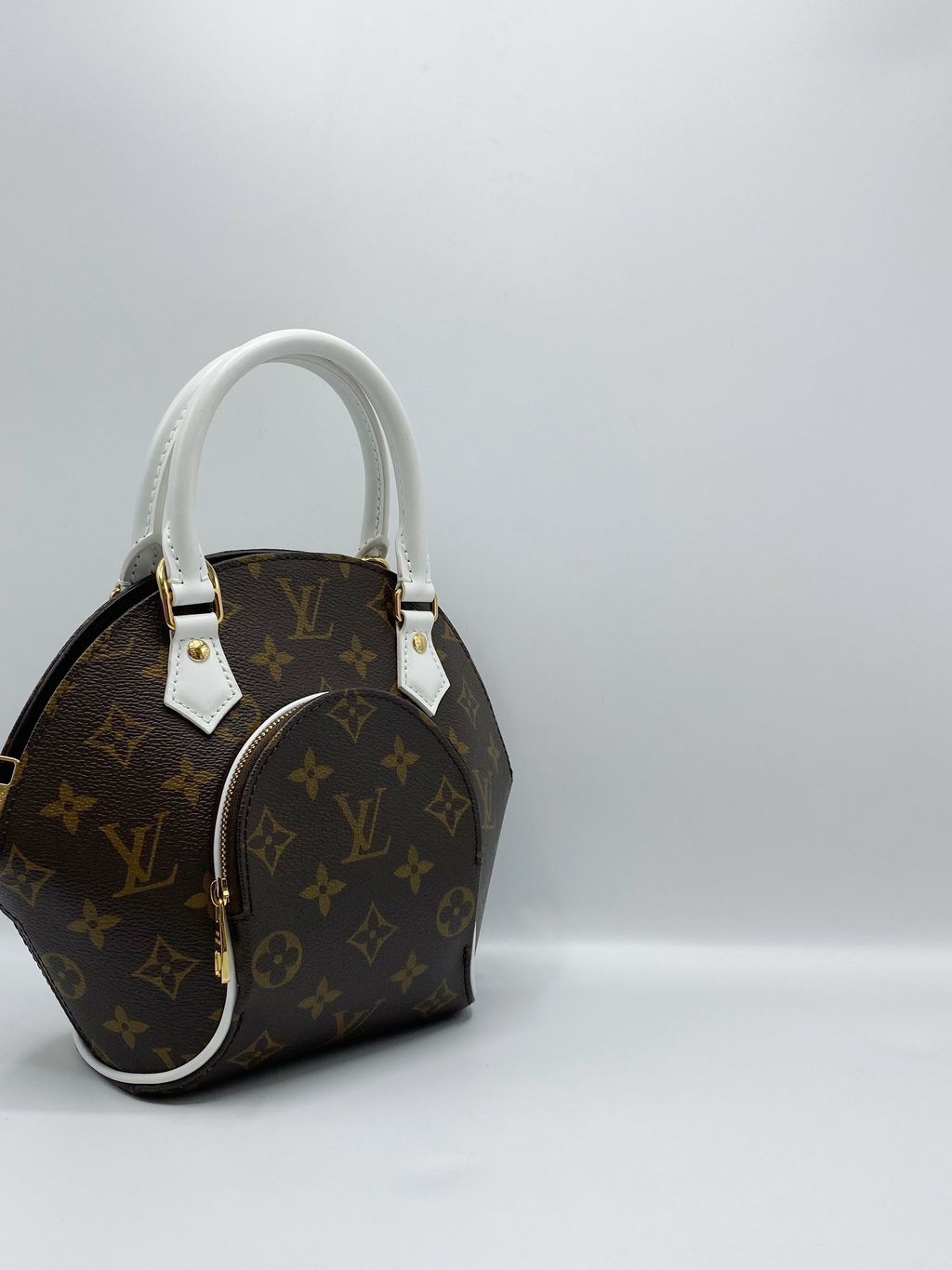 image_972217C9-0DB8-458A-BAAC-742F8060E162_1761717498