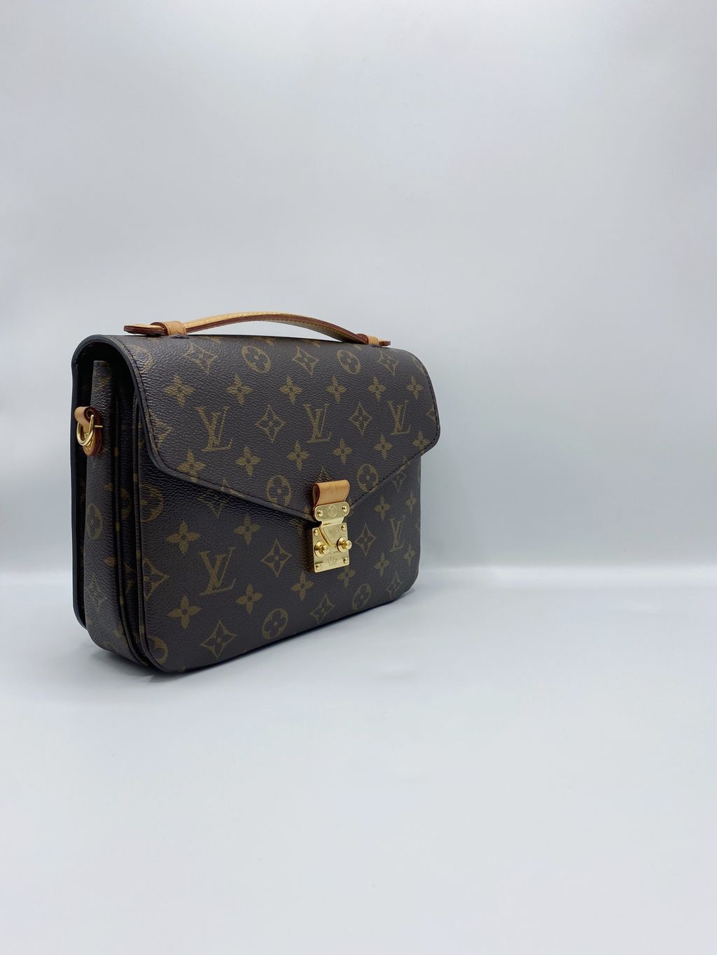 image_0EDC75A1-5AE0-4B2E-B40A-DBEA2504050F_1764044491