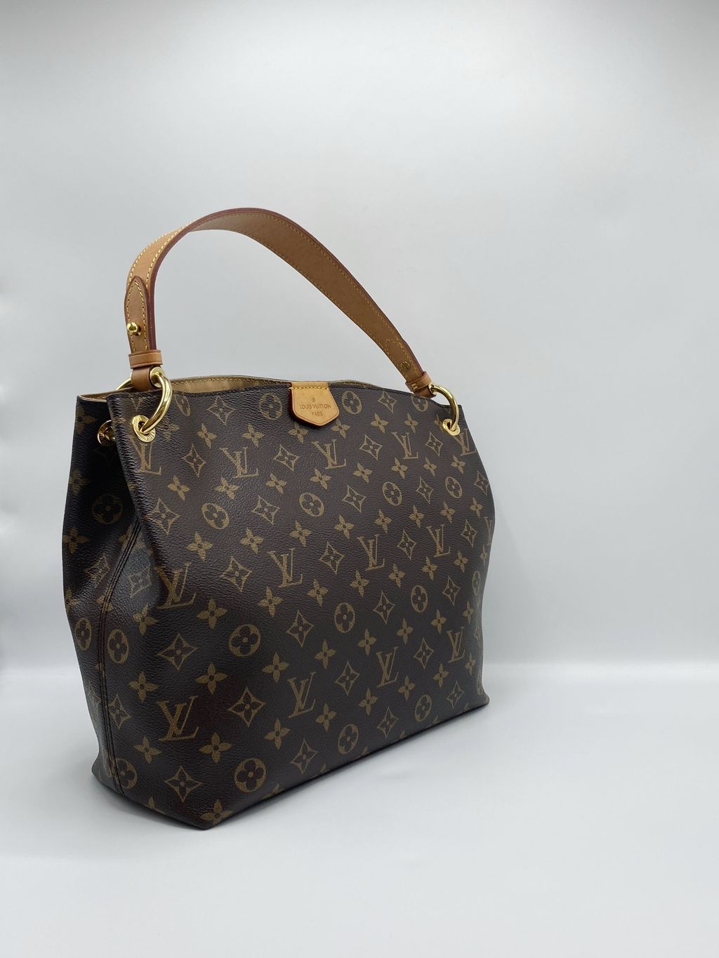 image_CB8CEFB9-7F28-4804-BEBC-A34C8A1879AF_1764045564