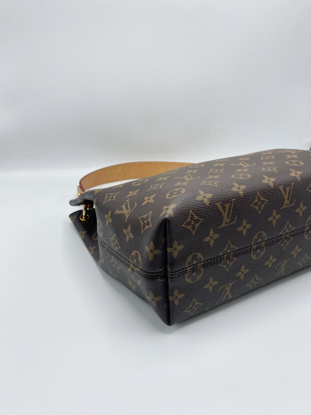 image_7C6E14DE-D760-43E5-A3A6-0B192BD8D569_1764045564