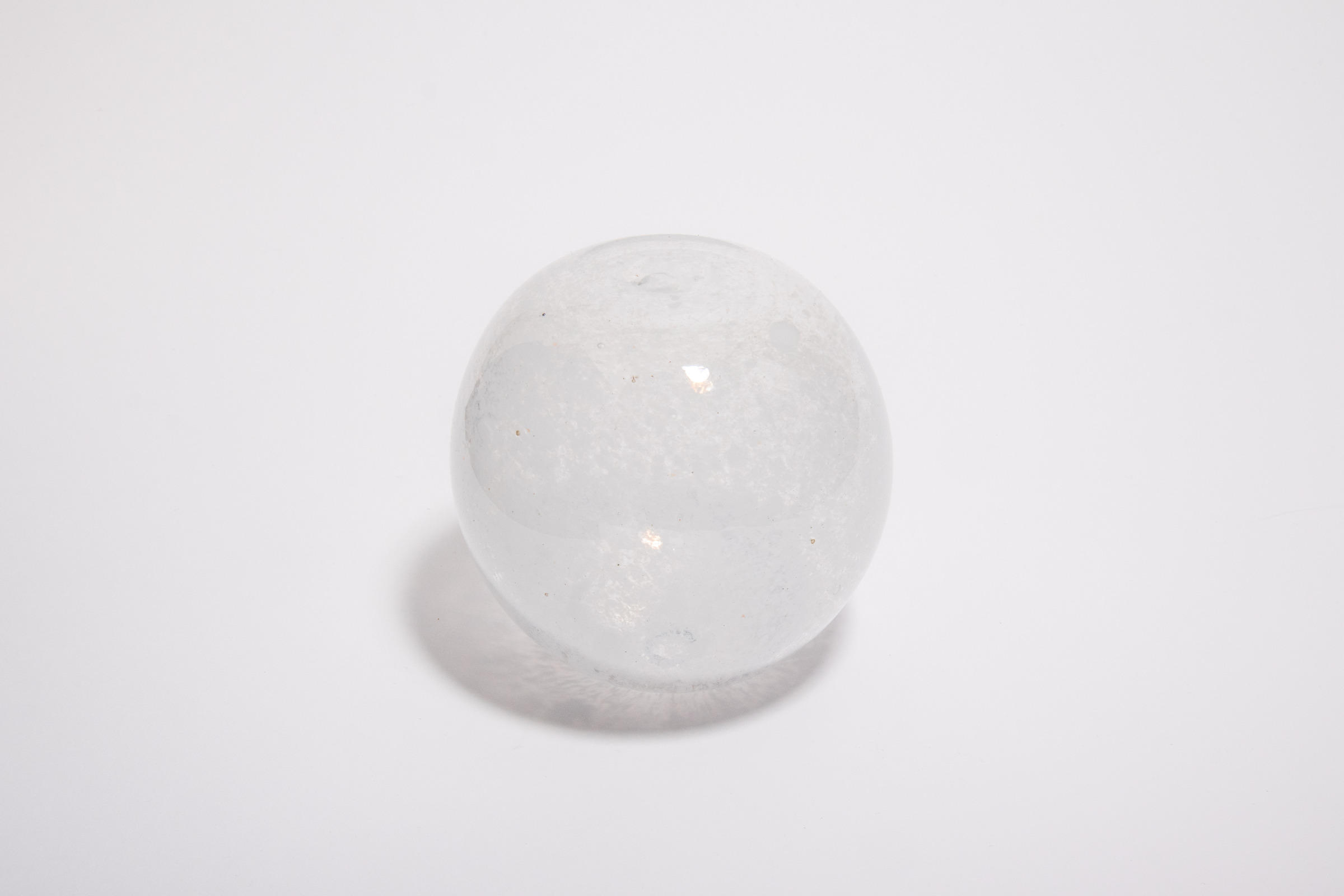 BU4001-白玉球形小花瓶-4