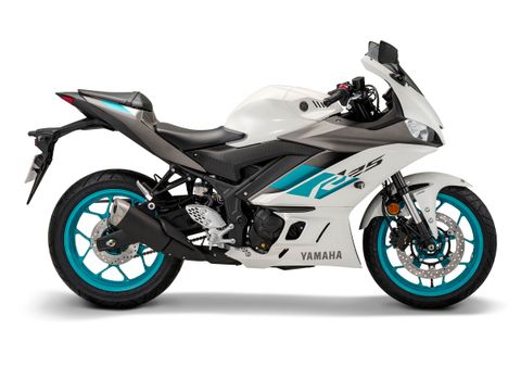 24 R25-Glacier White1