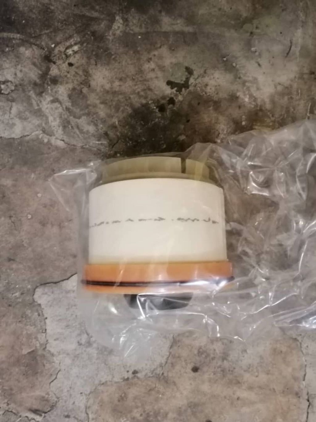 Toyota Vigo Fuel Filter_.jpg
