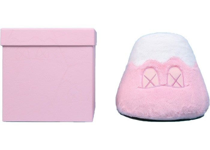 ぬいぐるみ Kaws Holiday Japan Mount Fuji Plush Pink KAWS Holiday Japan Mt. Fuji Pink Plush – POP SHOP & GALLERY