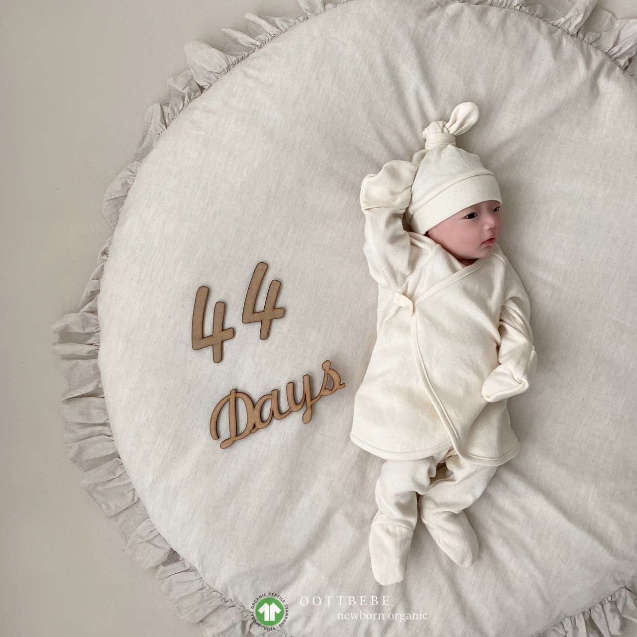 D47CC2C1-09F2-4159-8084-A07D9E29631D