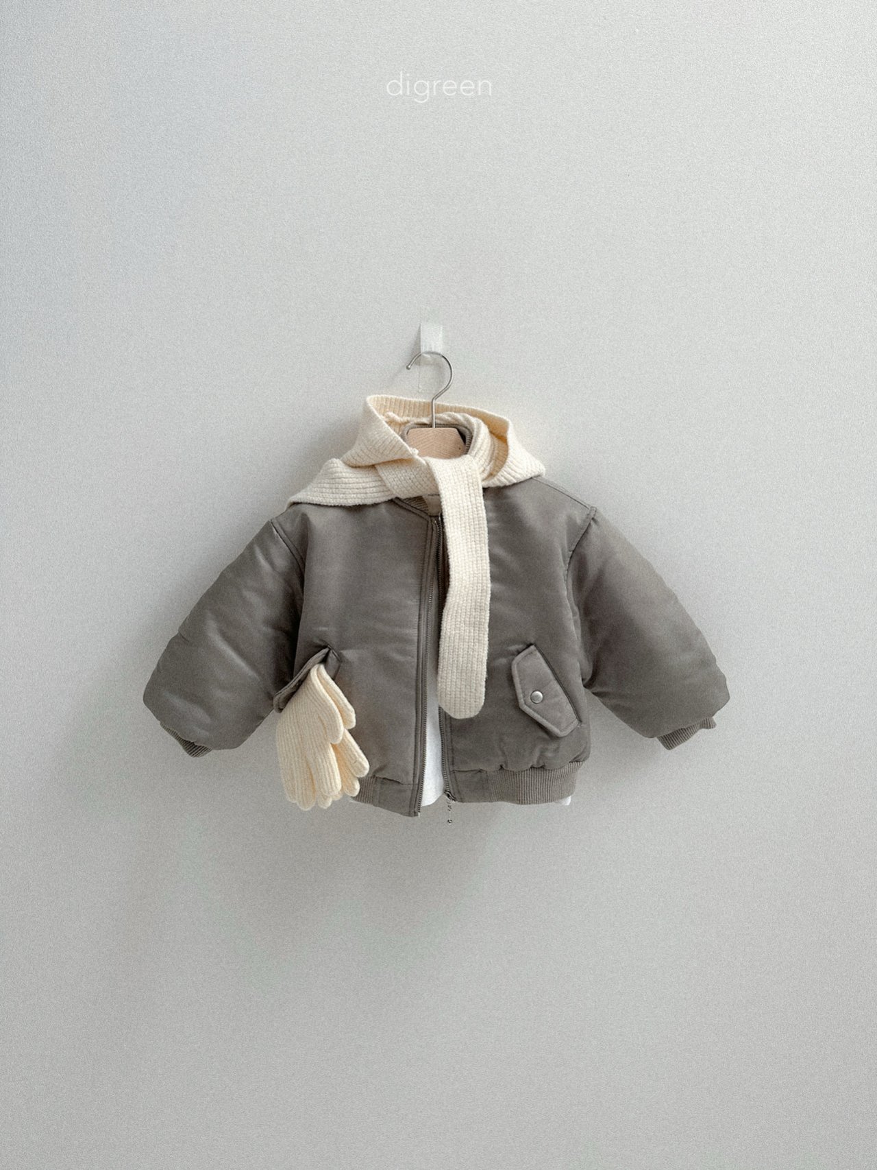 3e2e0bd1937cd0bd0142c8b0b9e5204a