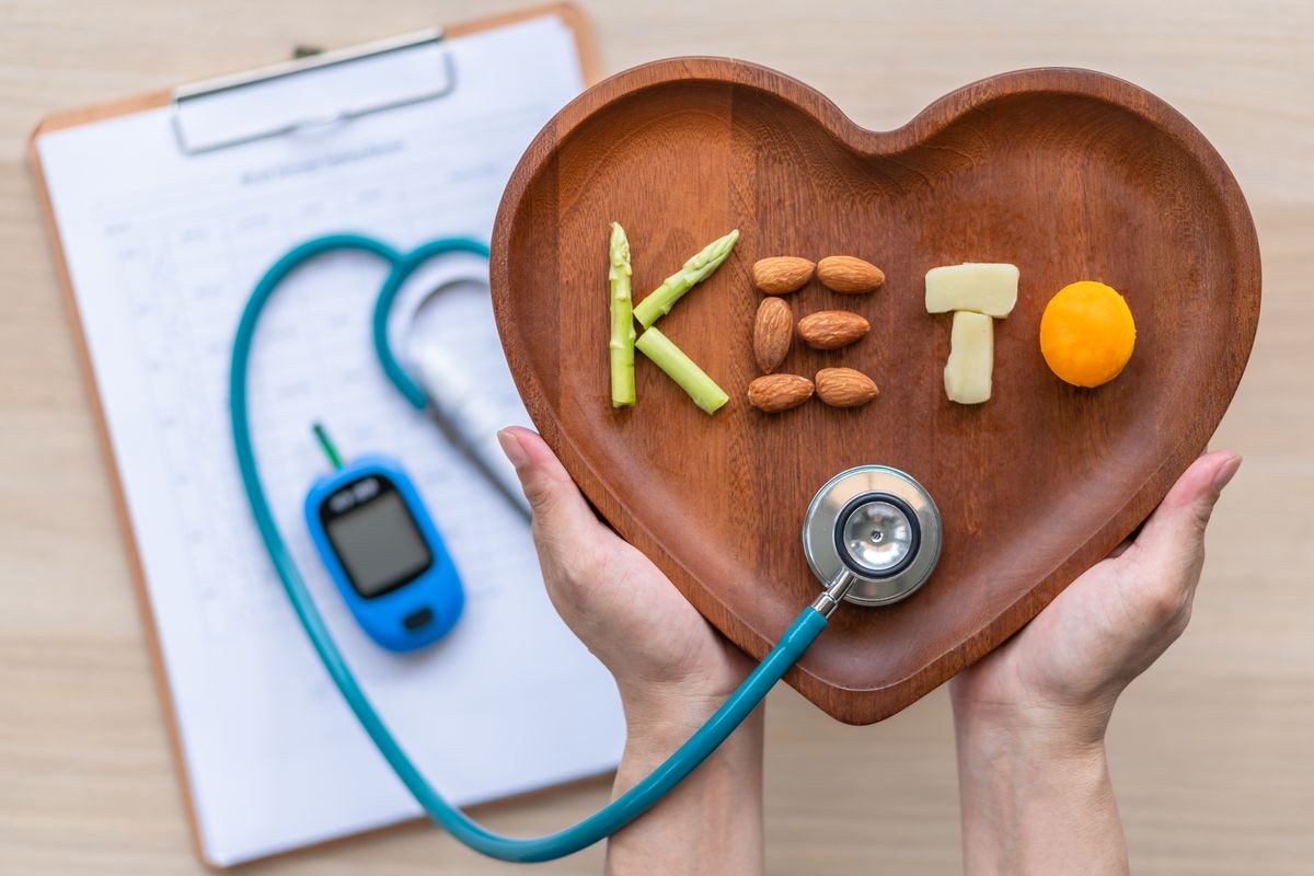 Managing Diabetes with Keto: A Comprehensive Guide