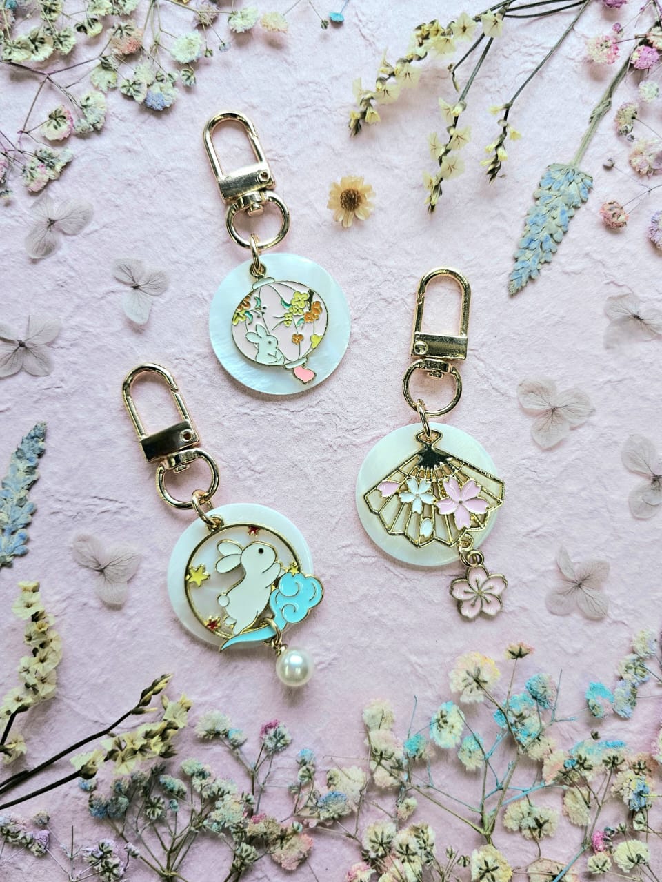 ARTORIAS GENUINE SHELL TAGS