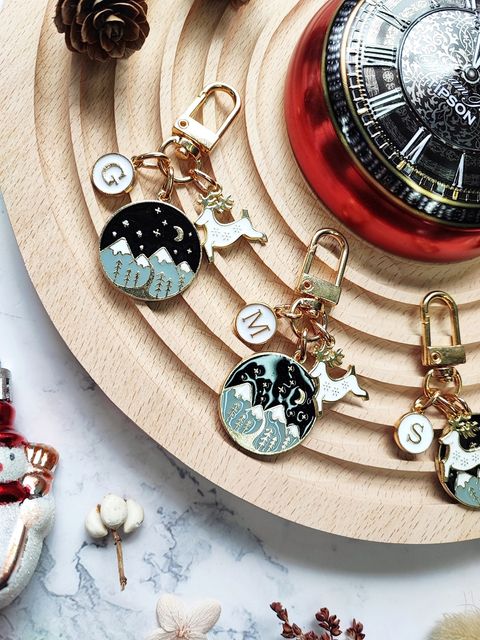 ARTORIAS HANDMADE JEWELRY PETWEAR KEYCHAIN (39)