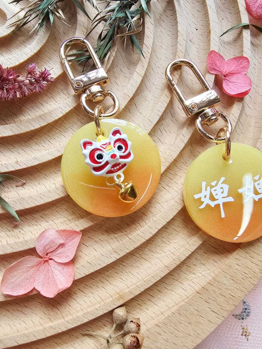 handcrafted liondance bell resin tag personalized gifts (5)