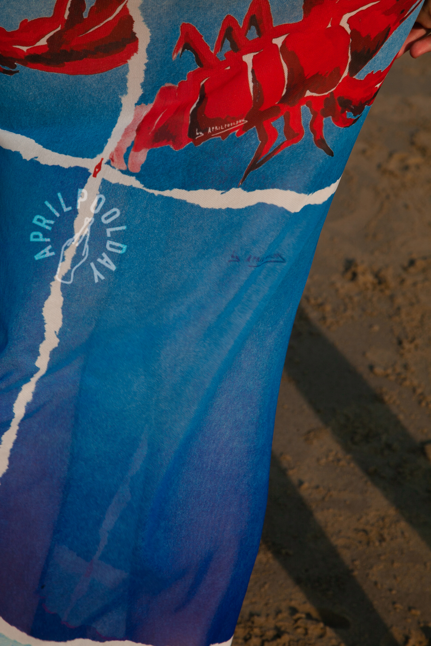 藍色龍蝦微透網布洋裝4.jpg
