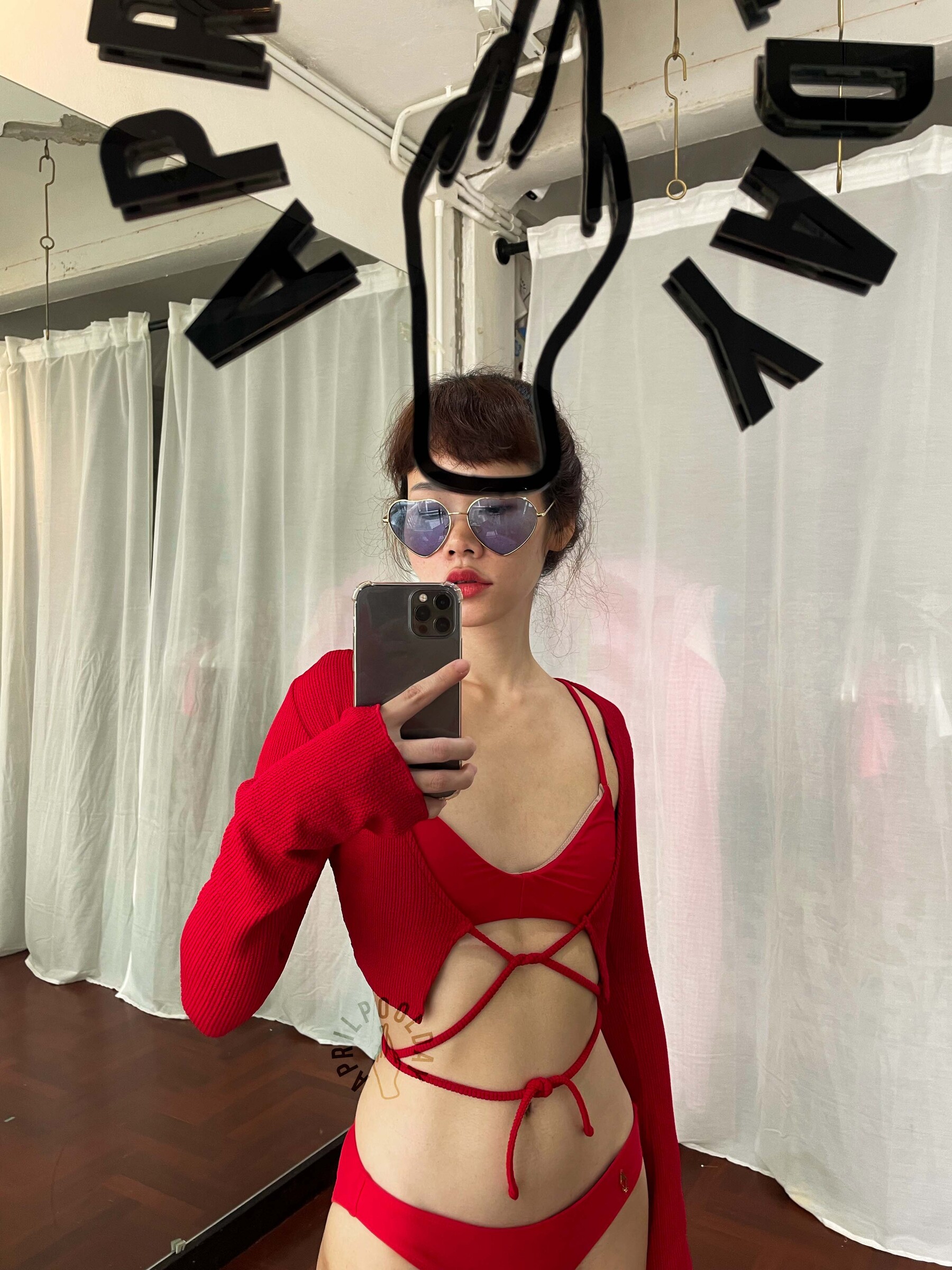LAULIMA 紅色防曬長袖短版外套2-aprilpoolday