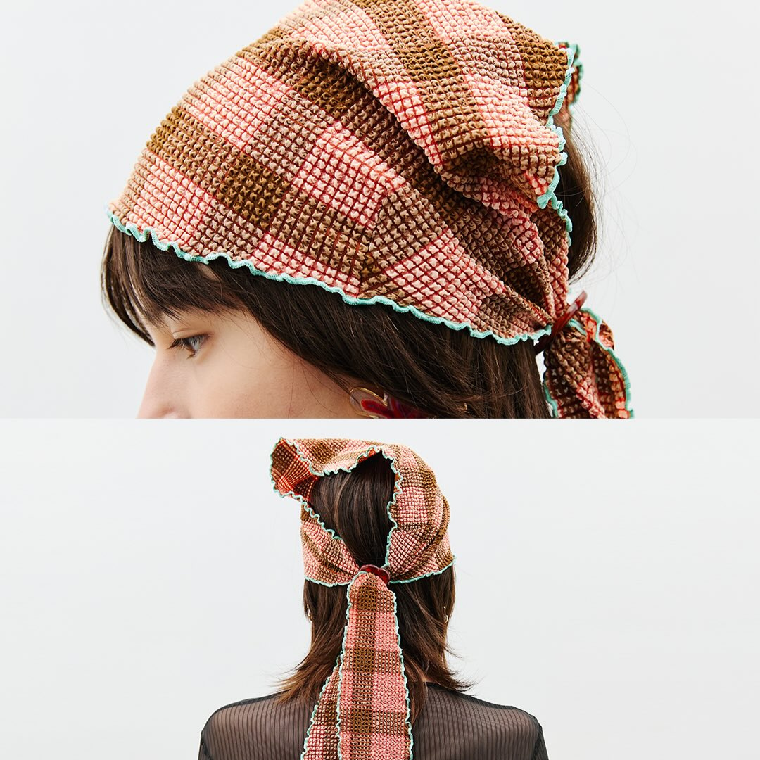 Bella 草莓巧克力格紋頭巾2