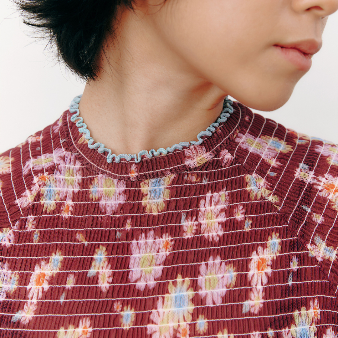 aprilpoolday酒紅色雛菊皺摺透膚上衣4