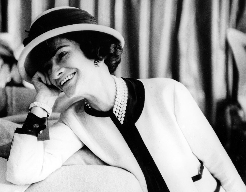 Coco-Chanel-1960.jpeg