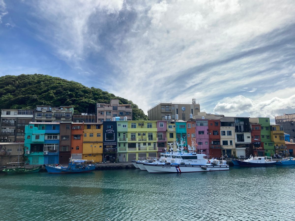 [一起去旅行] 色彩繽紛的基隆和平島