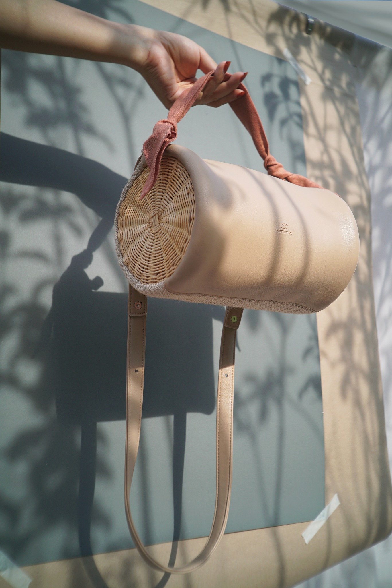 cylinda-bag-sand-4.jpeg cylinda-bag-sand-4.jpeg