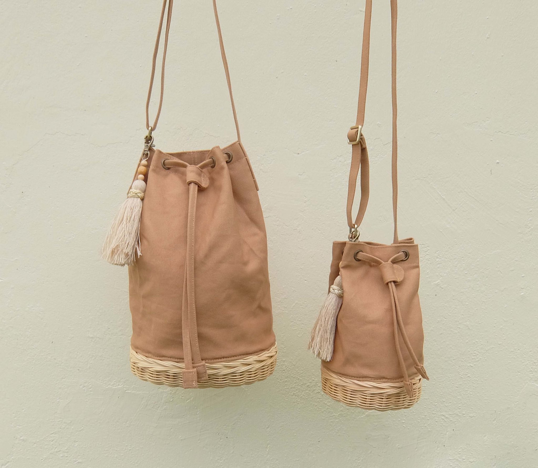 bucket-totebag-mini-brown-8.jpeg bucket-totebag-mini-brown-8.jpeg