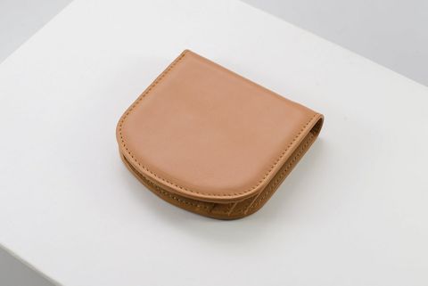 cozee-arch-wallet-light-tan-2.jpeg