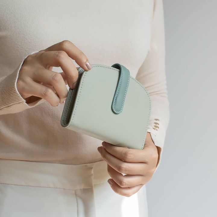 cozee-Two-tone-wallet-grey-light-blue-3.jpeg