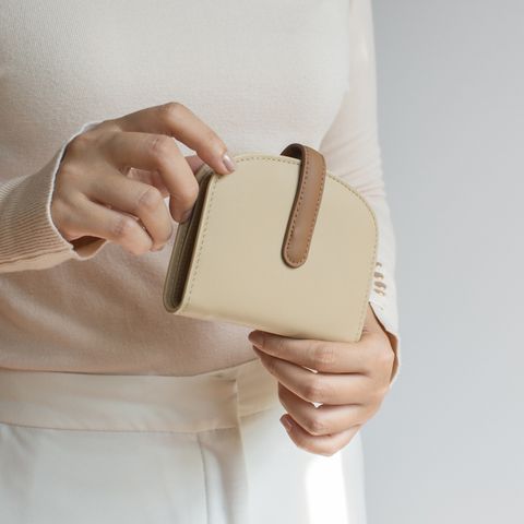 cozee-two-tone-wallet-beige-brown-1.jpeg