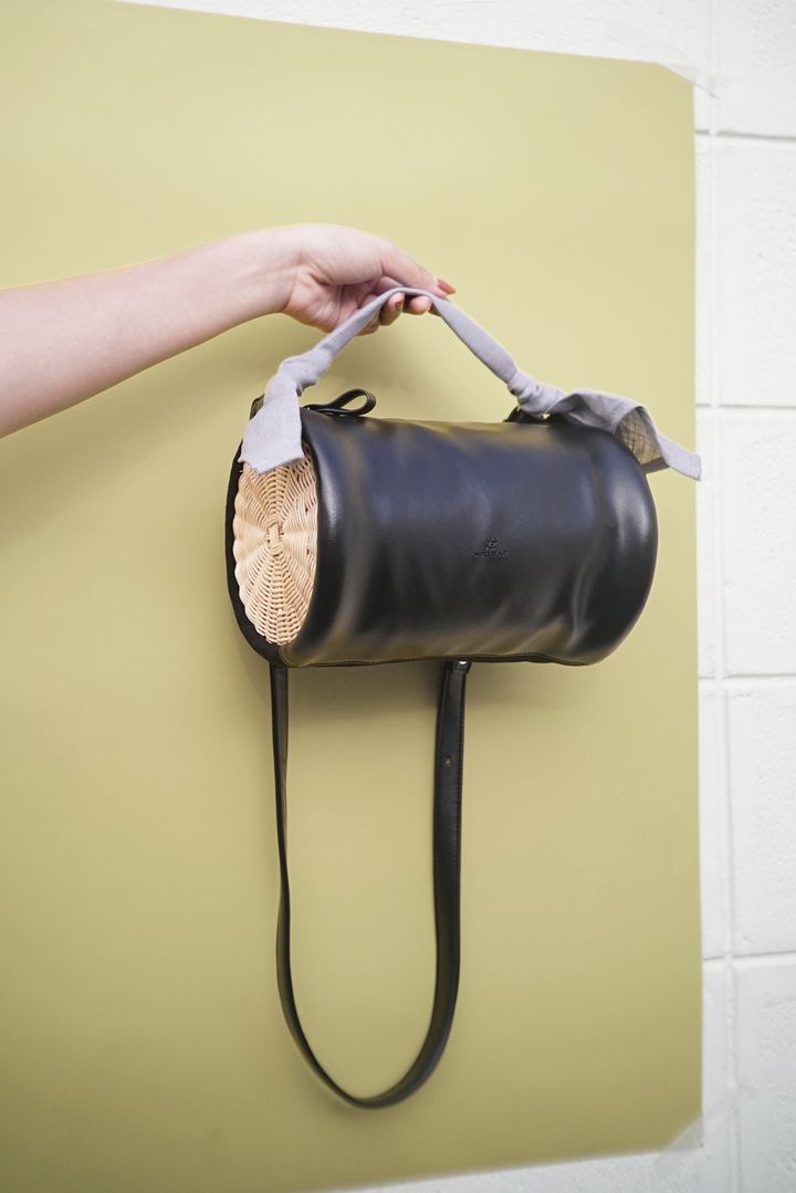 cylinda-bag-black-3.jpeg
