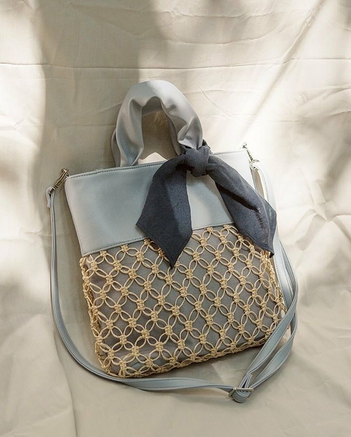 half-square-totebag-blue-7.jpeg