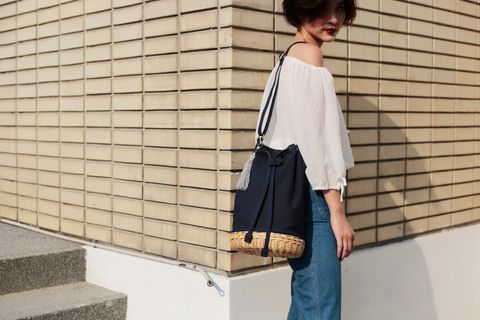 nuttiyar-bucketbag-blue-3.jpeg