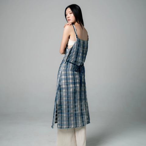 Jemillie 手工藍染棉質吊帶長裙｜夏日穿搭｜泰國清邁設計品牌 Palit-3