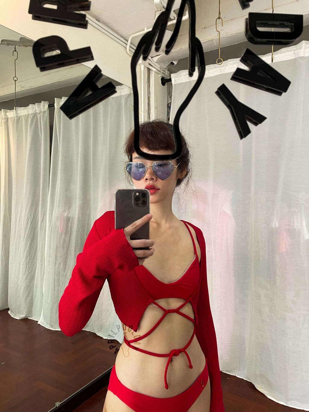 LAULIMA 紅色防曬長袖短版外套2-aprilpoolday
