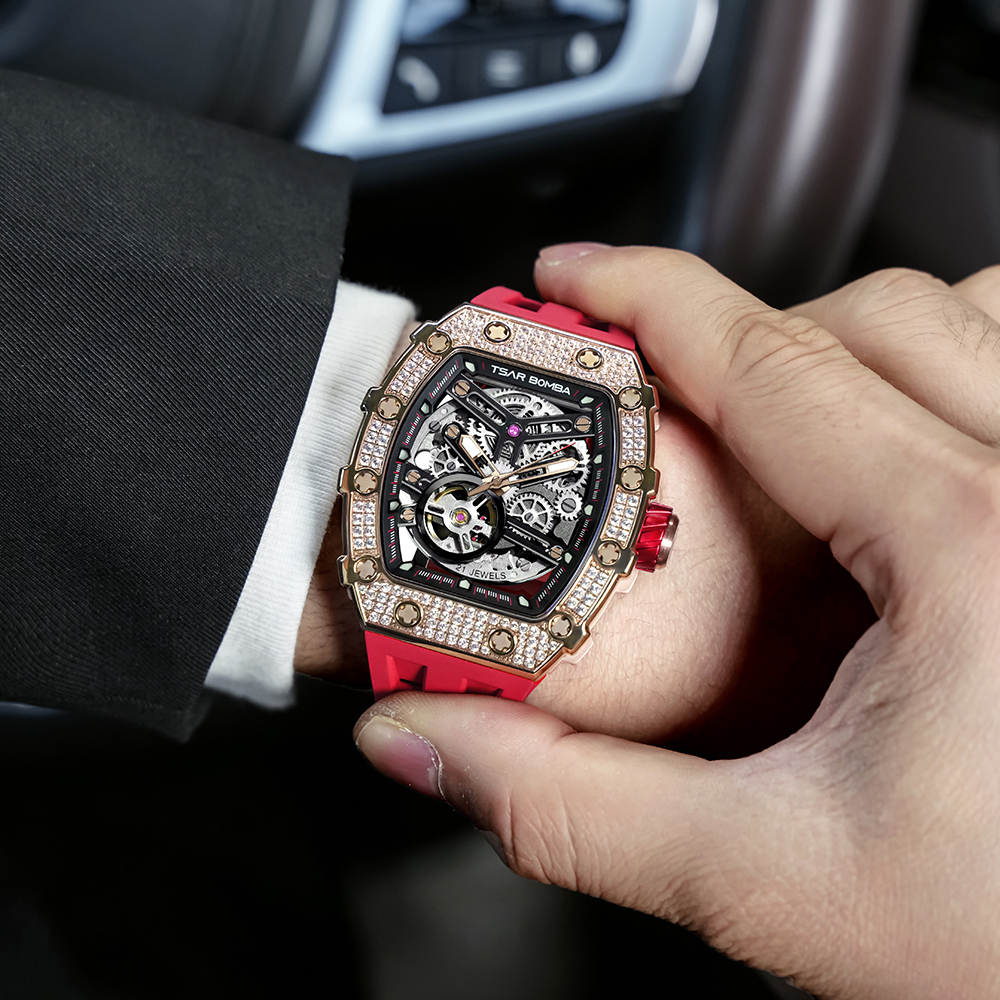TB8208D-077