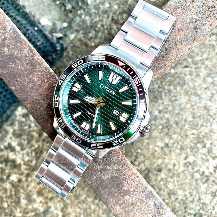 AW1526-89X6.jpg