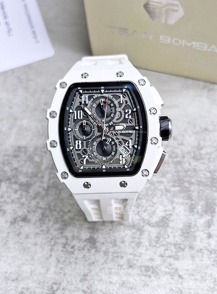TB8204B-018