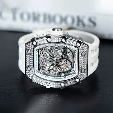 TB8208D-051