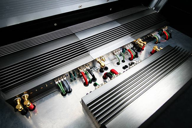 Ultimate TJ Motorsports (JM0747960-H) |  - Amplifier