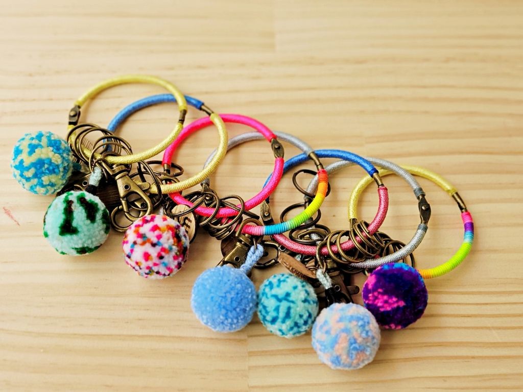keyringroundall04.jpg