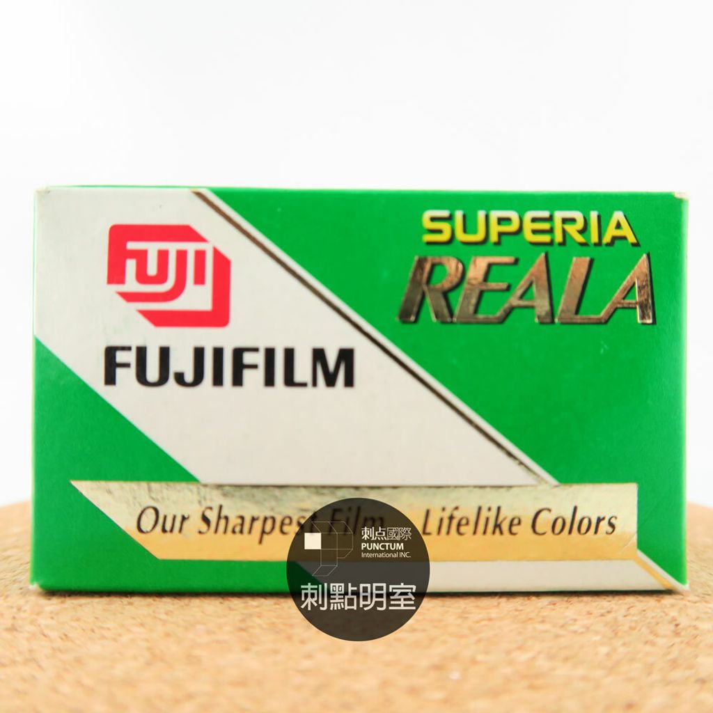 FUJIFILM-135-COLOR-FILM-SUPER-REAL-Pro.jpg