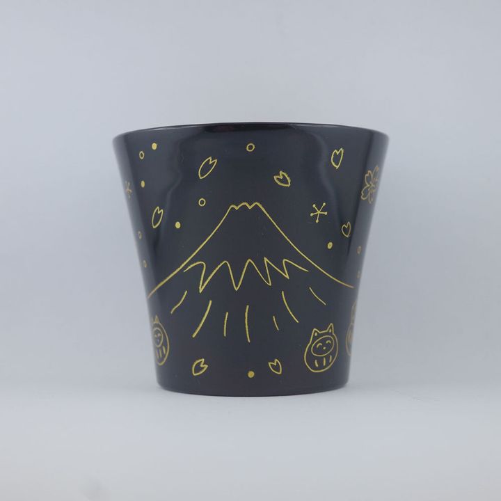 02_越前漆器　富士山貓達摩 黑_5100 (1)